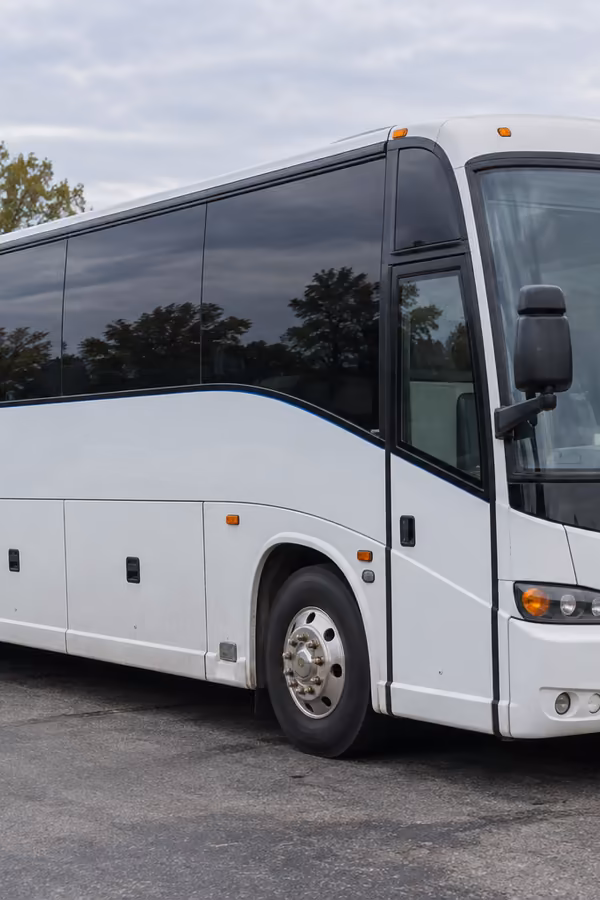 guide to charter bus manufacturers the five brands on north american roads
